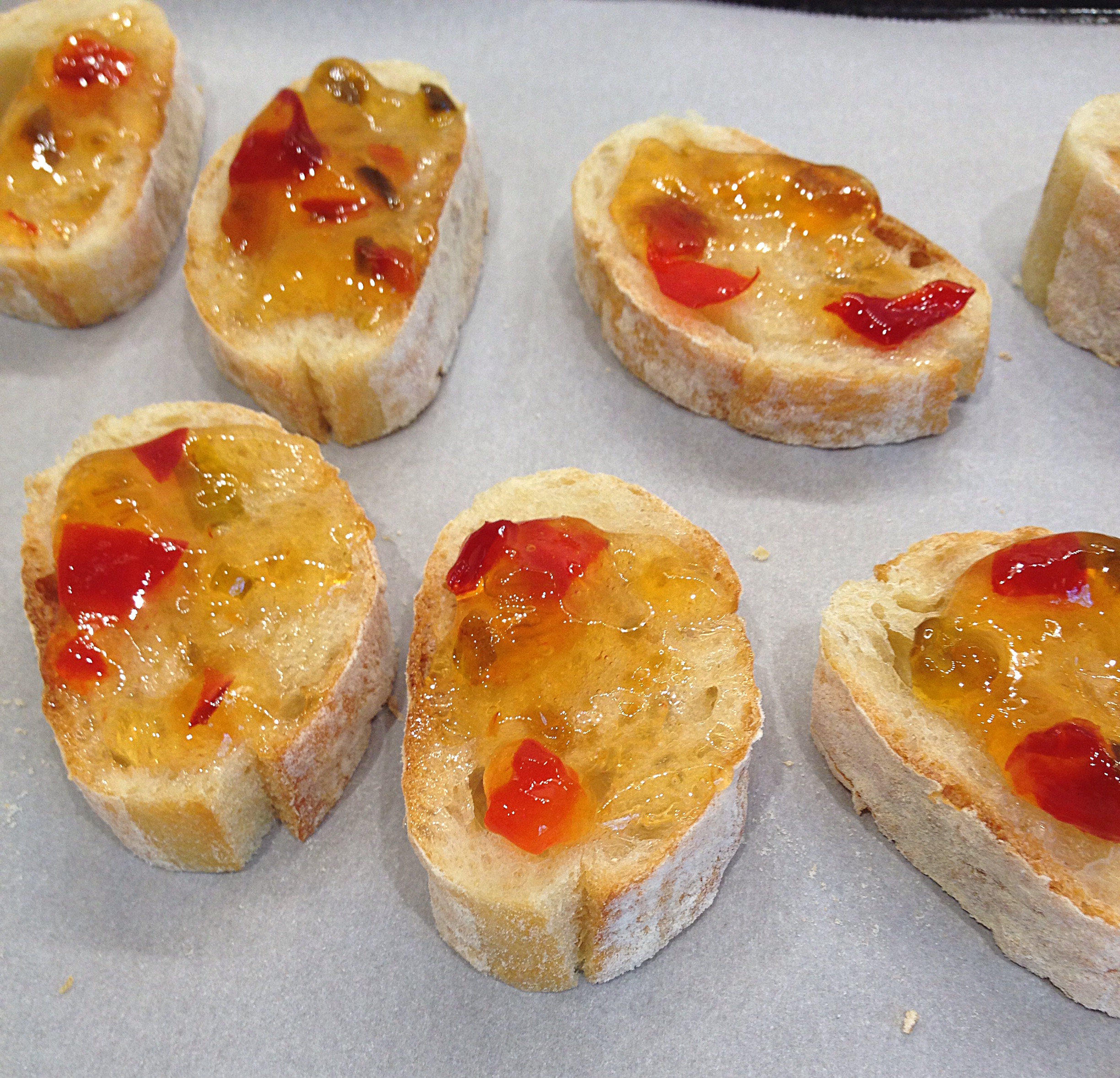 baguette slices with pepper jelly