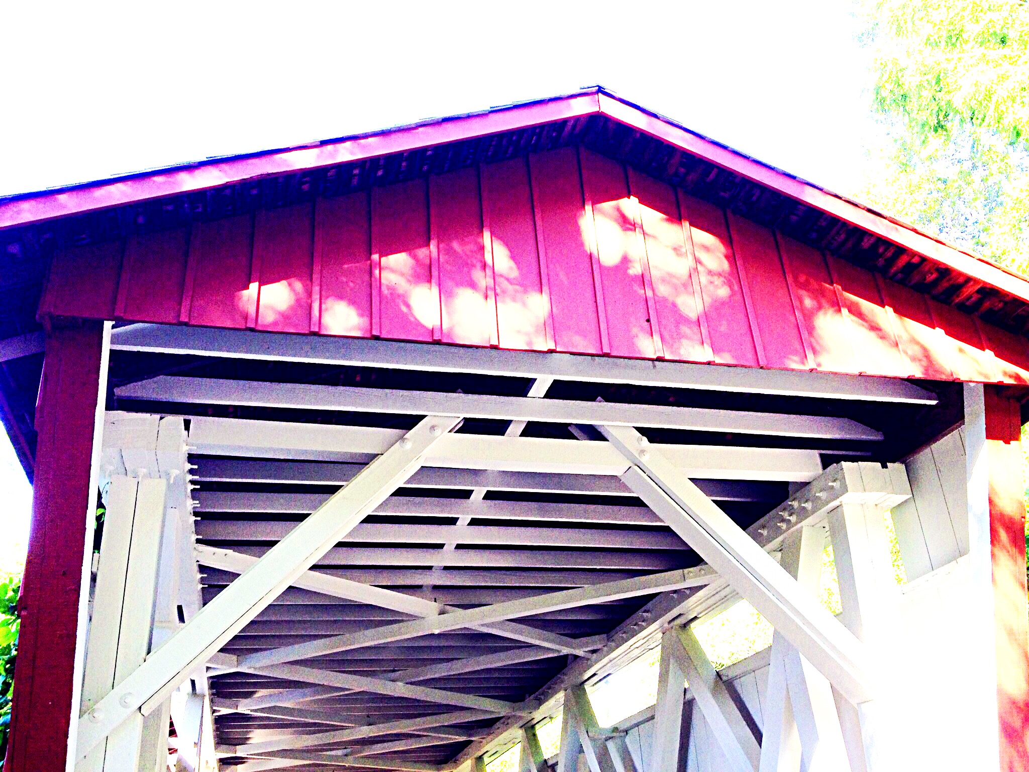 photo bridge roof