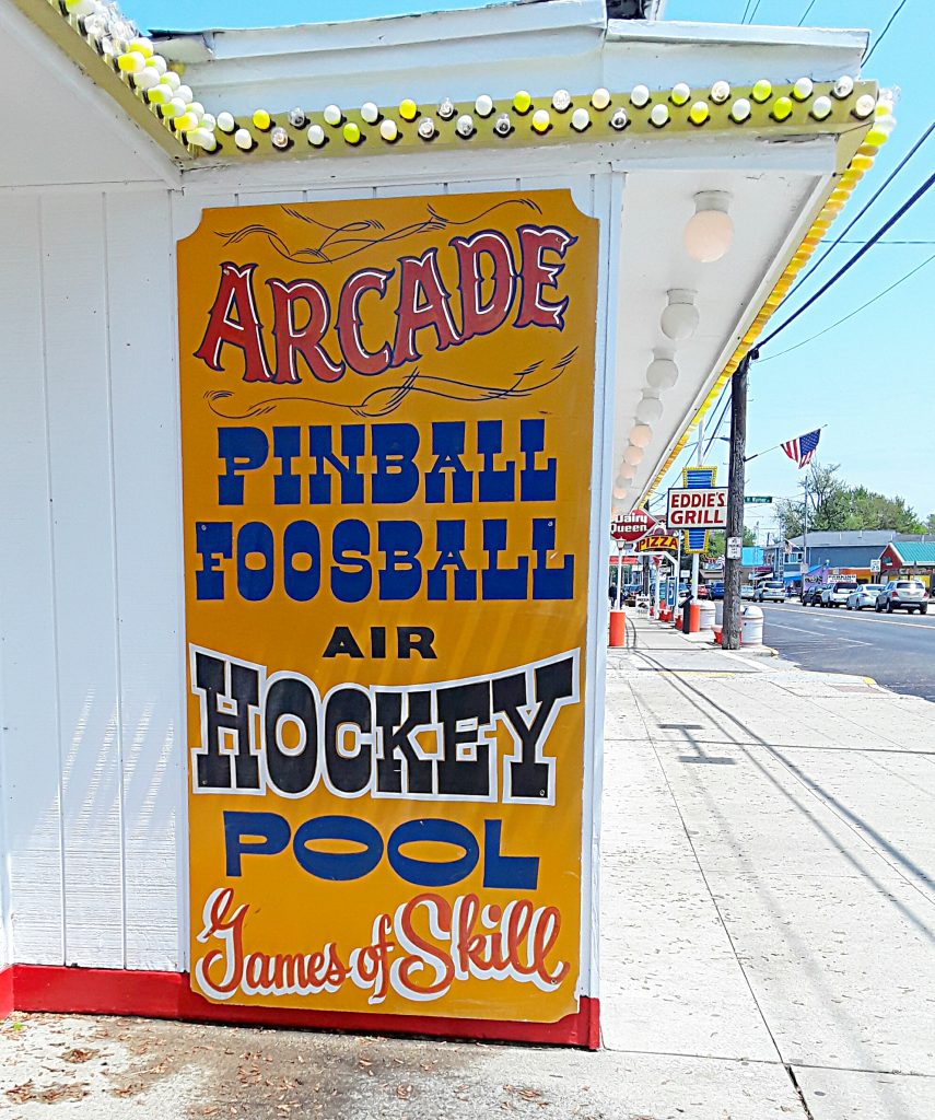 Old fashioned lettering on sign advertising arcade games